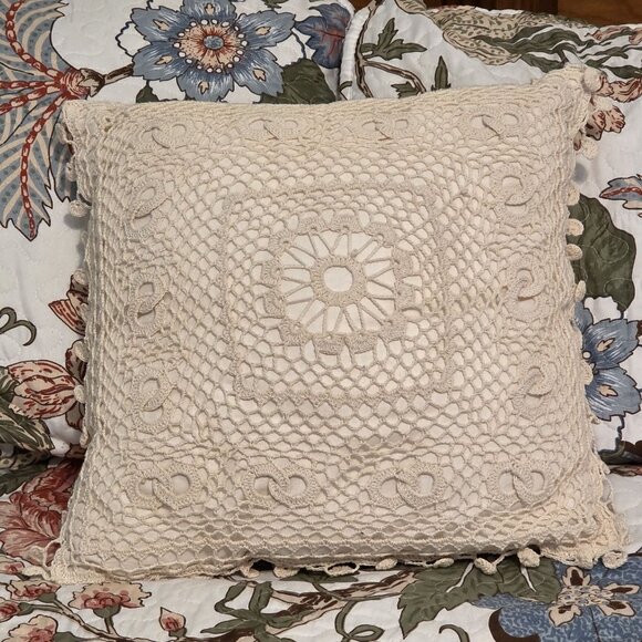 Crochet‎ Lace Macrame Decorative Throw Pillow Cream 15x15 in. Bed Couch Chair - Picture 1 of 8